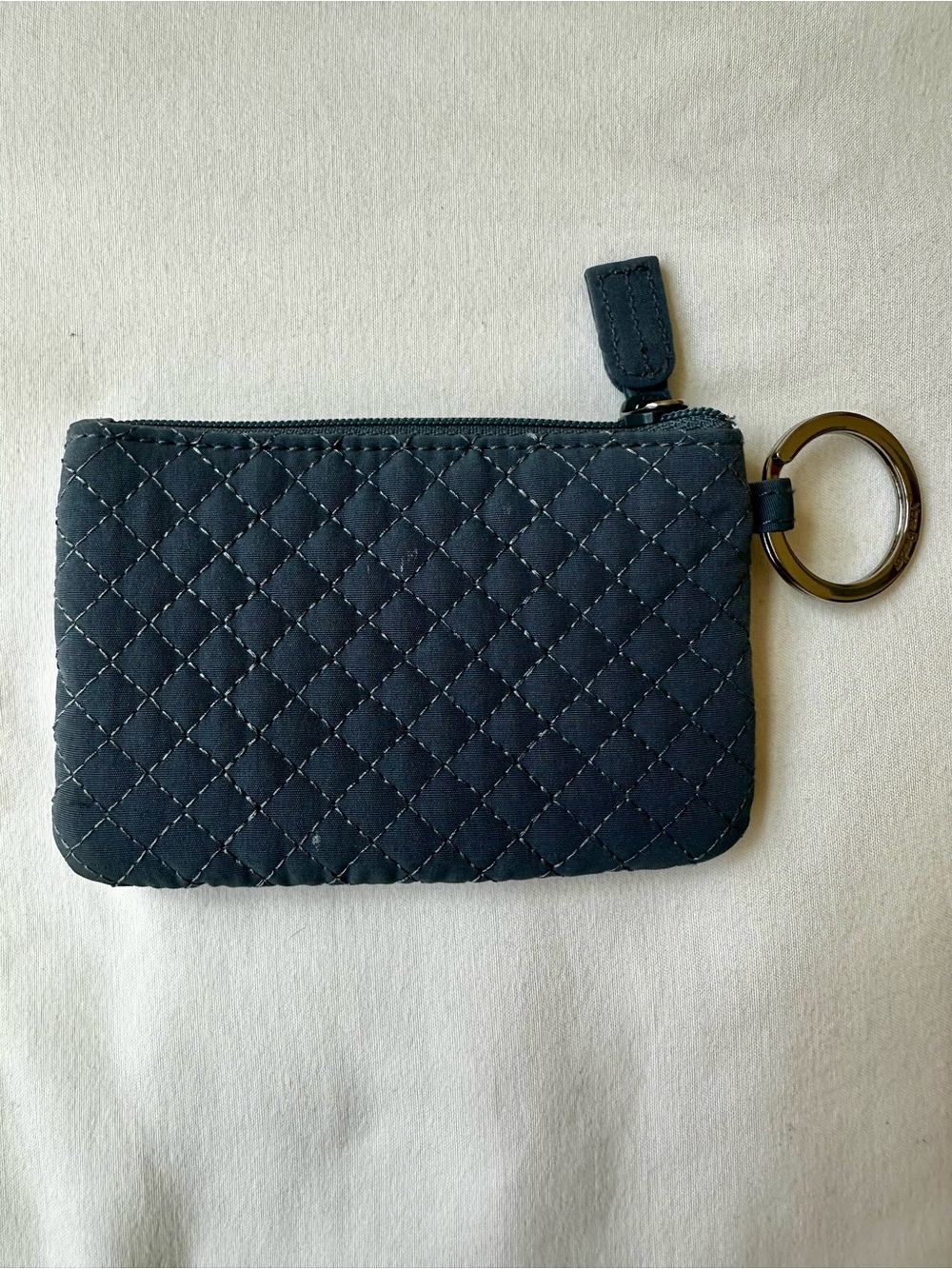 VERA BRADLEY Blue Quilted Zip ID Case Keychain Card Holder Wallet NWOT Floral ID - Picture 2 of 5
